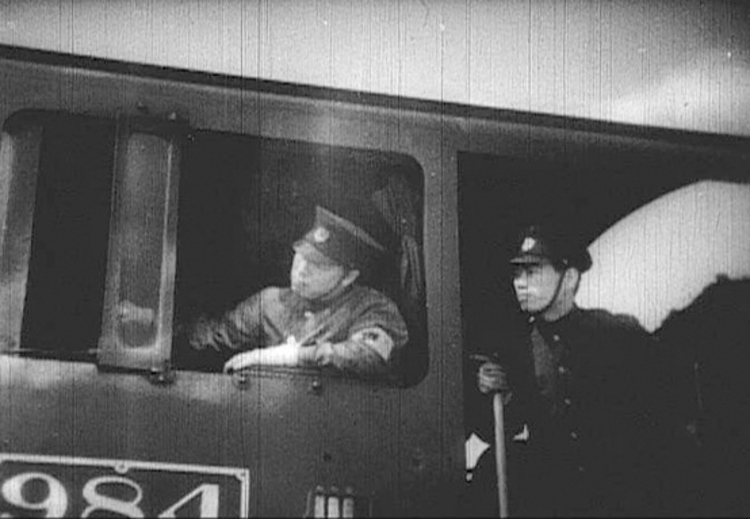 military train still 1